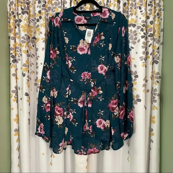 NWT! Torrid teal floral Georgette fit & flare blouse - Picture 6 of 14